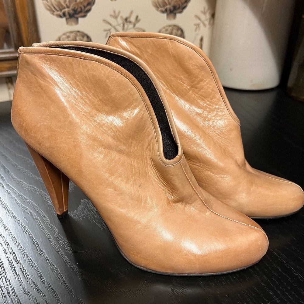 Vince Camuto Camel Booties